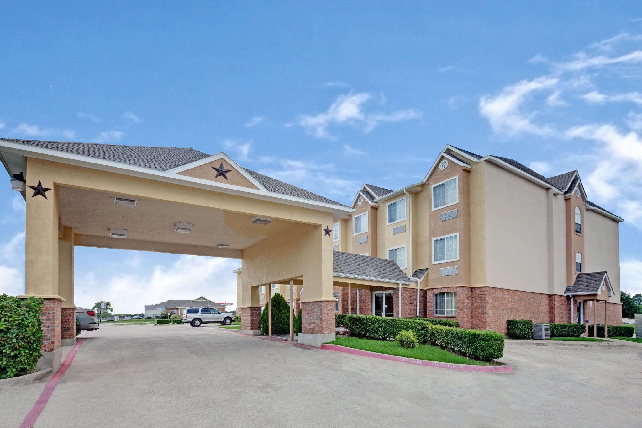 Quality Inn & Suites North Mesquite I-30 Eksteriør bilde